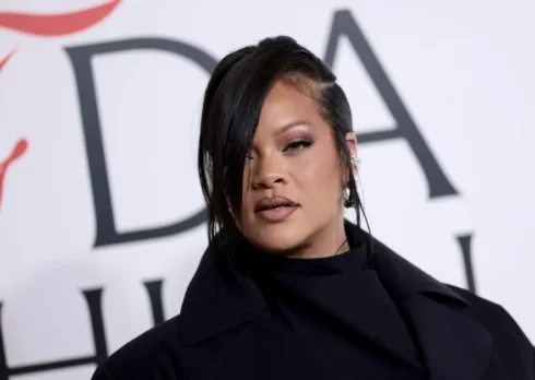 Rihanna ha rivelato di avere più di 170 canzoni inedite